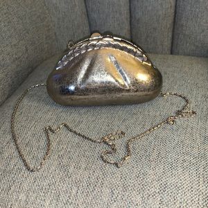 Vintage NORDSTROM Hard Shell Clam Evening Clutch